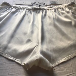 Fleur Du Mal James Lace Tap Shorts, small